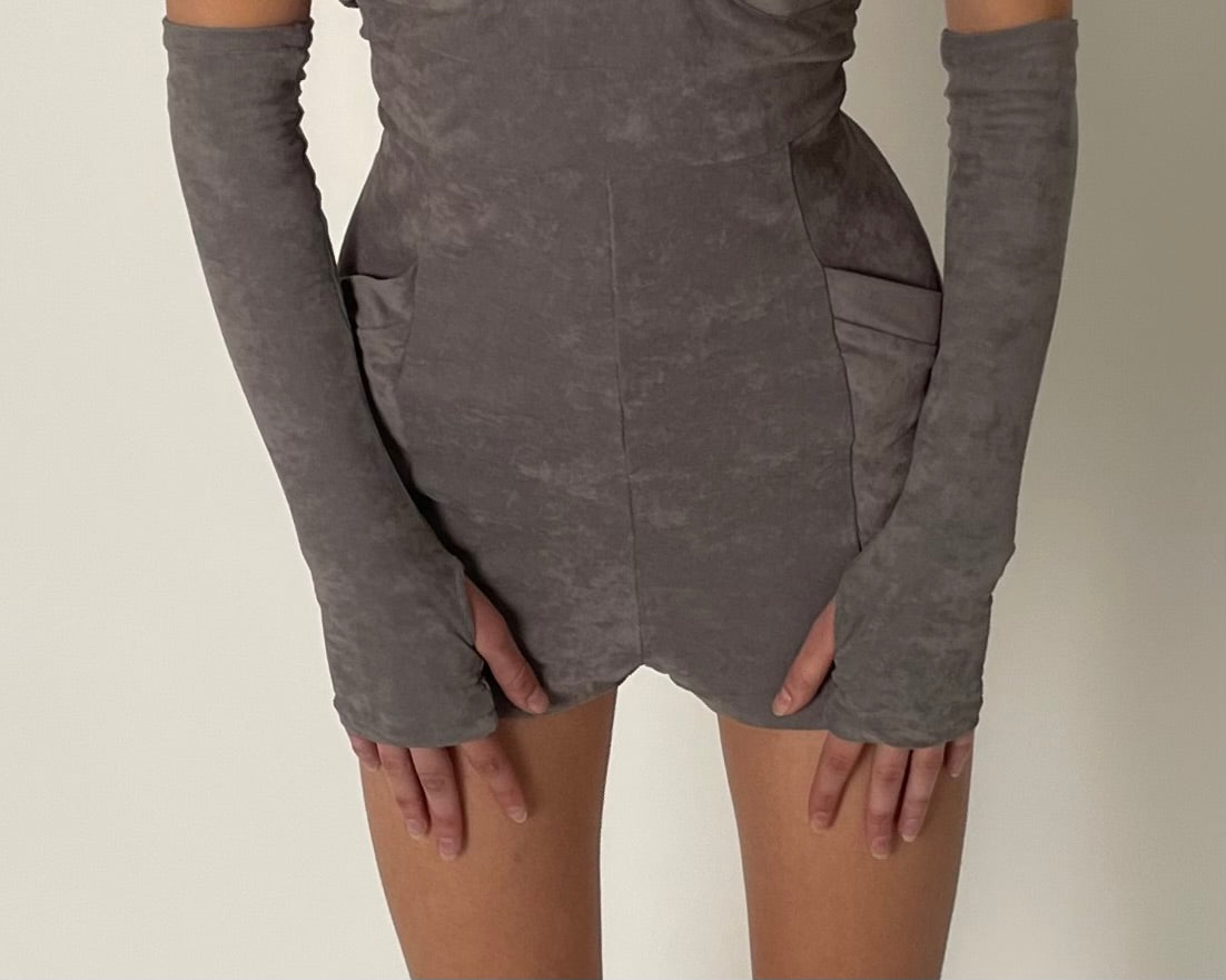 Grey faux suede glove