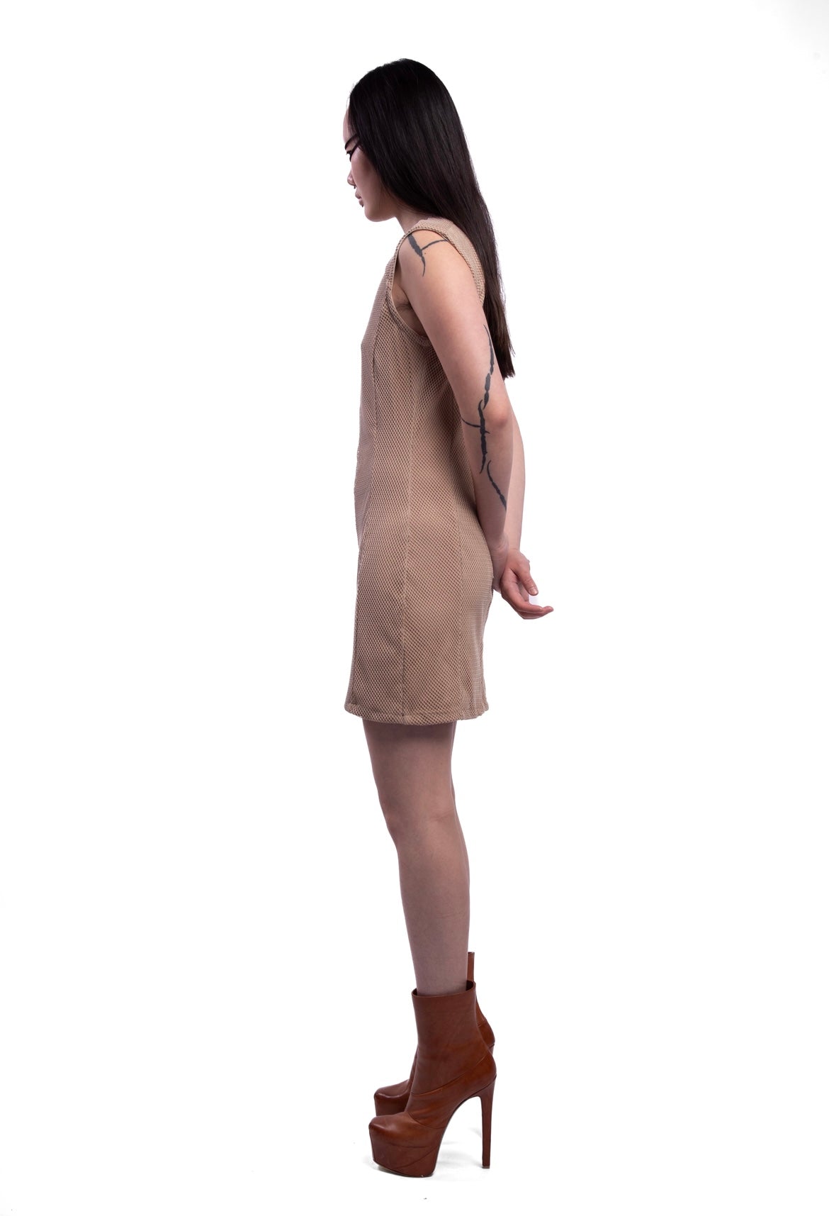 Short sleeve cut dress in stone